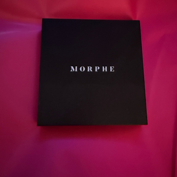 Morphe Matte Essentials Eyeshadow Palette - Picture 2 of 3